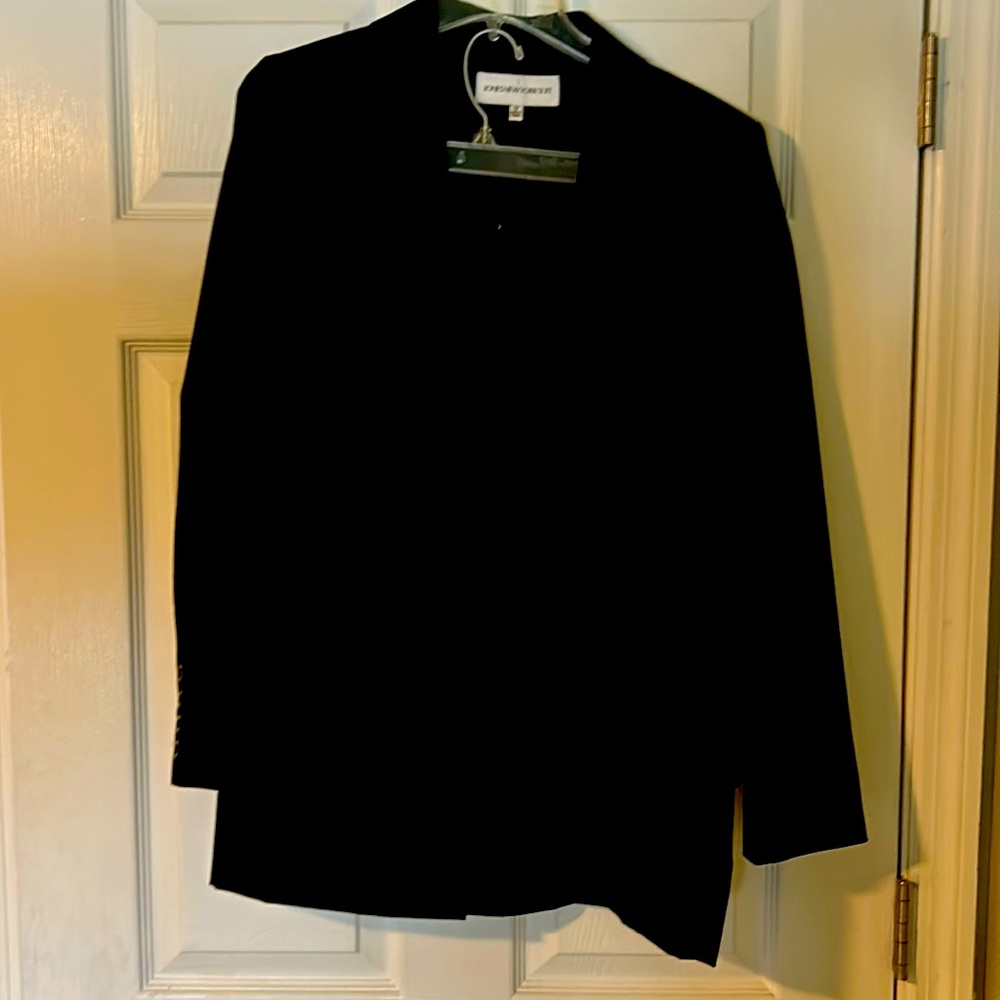 Jones New York Size 12 black women’s skirt suiting